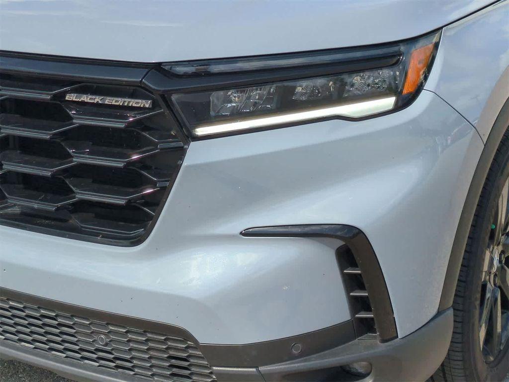 used 2025 Honda Pilot car, priced at $45,233