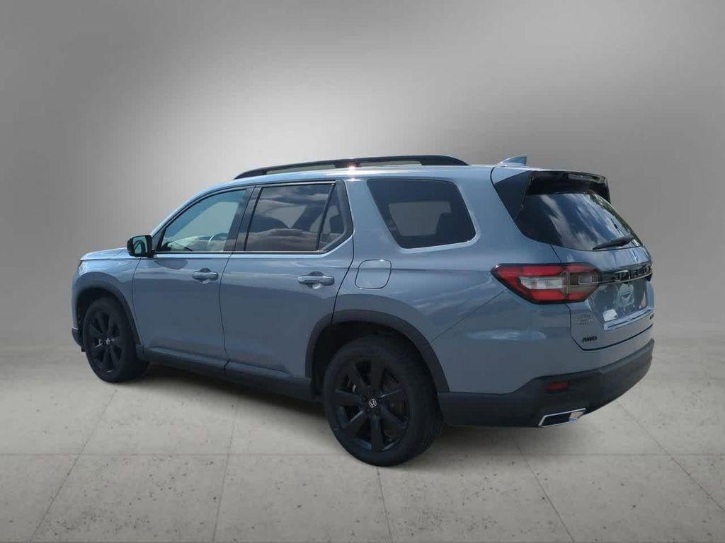 used 2025 Honda Pilot car, priced at $45,233