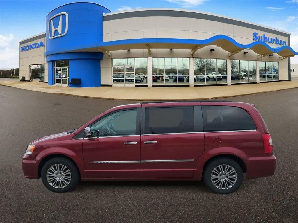 used 2014 Chrysler Town & Country car, priced at $6,744