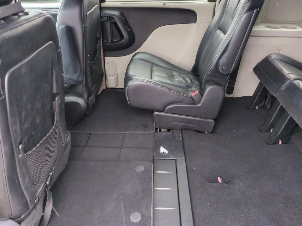 used 2014 Chrysler Town & Country car, priced at $6,744