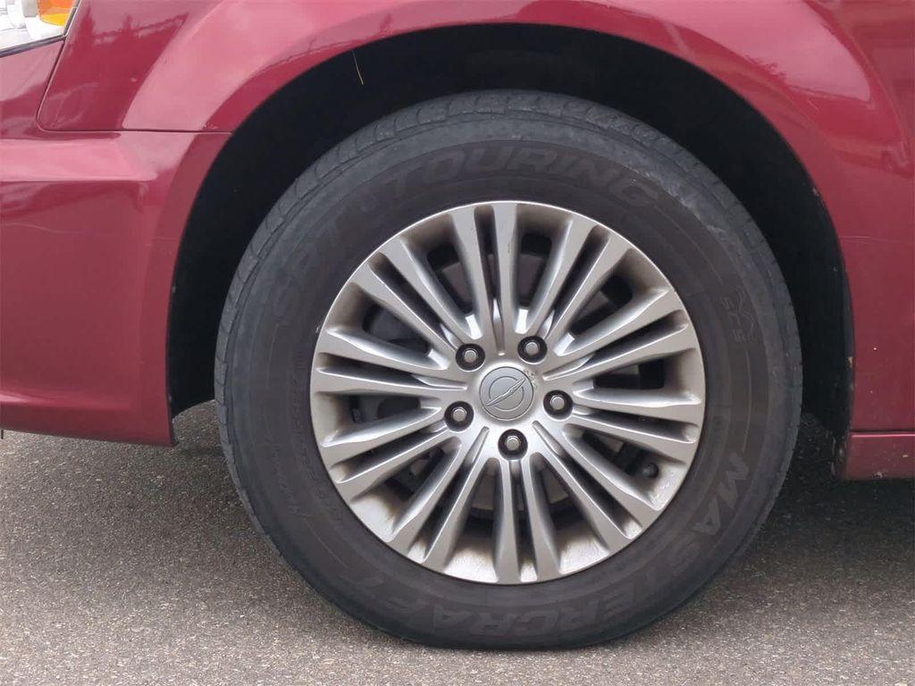 used 2014 Chrysler Town & Country car, priced at $6,744