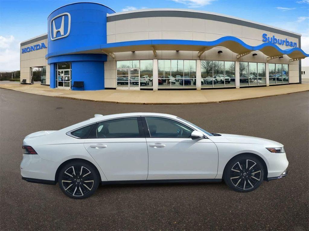 new 2025 Honda Accord Hybrid car, priced at $37,767