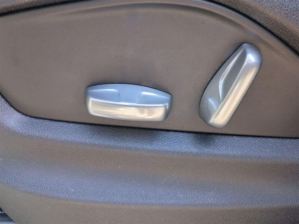 used 2020 Porsche Cayenne car, priced at $51,998