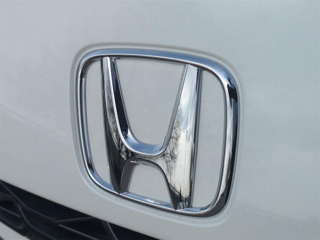 new 2025 Honda HR-V car, priced at $28,750