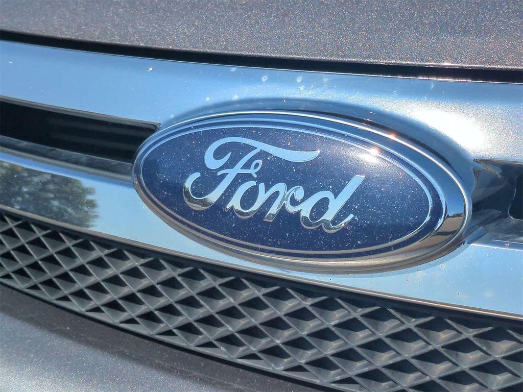 used 2009 Ford Focus car, priced at $3,610