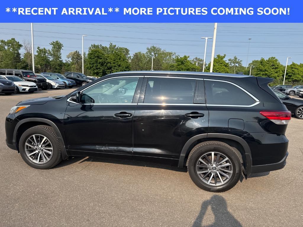 used 2018 Toyota Highlander car, priced at $23,500