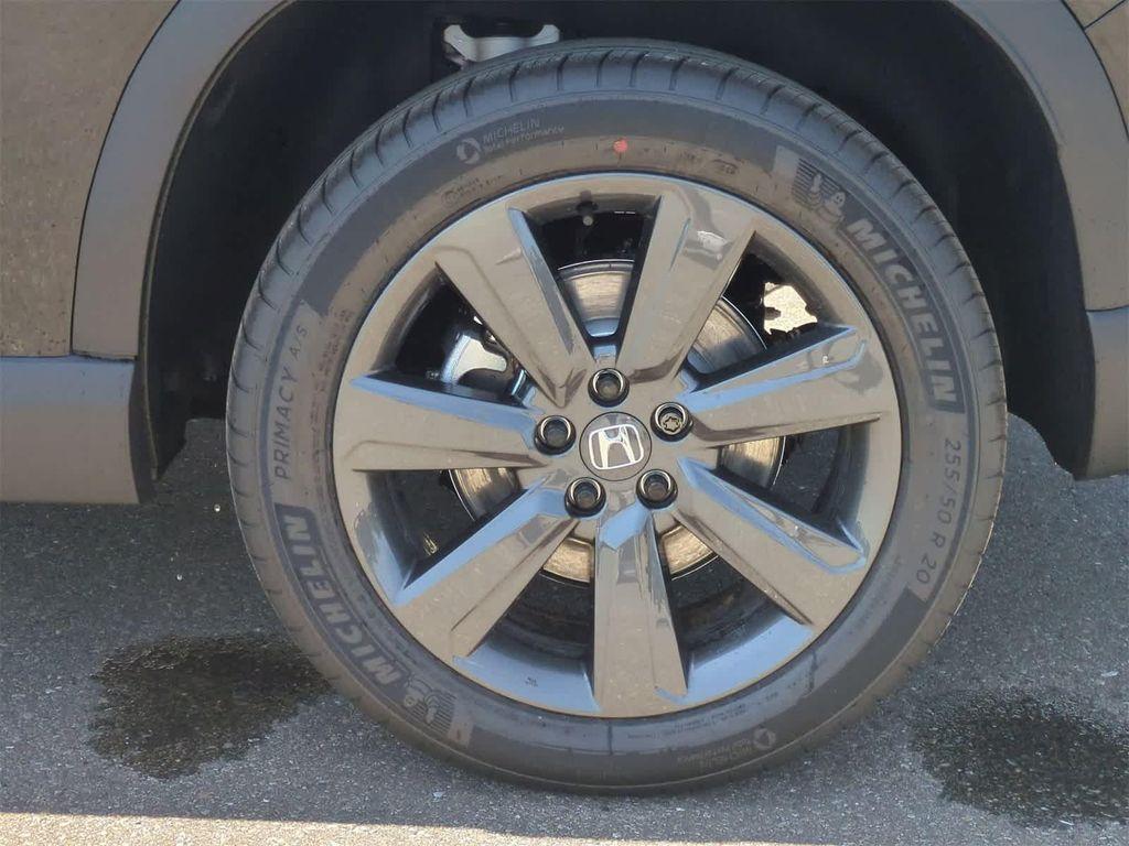 new 2025 Honda Pilot car, priced at $41,862