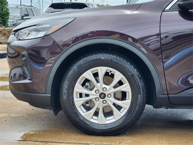 used 2023 Ford Escape car, priced at $18,996