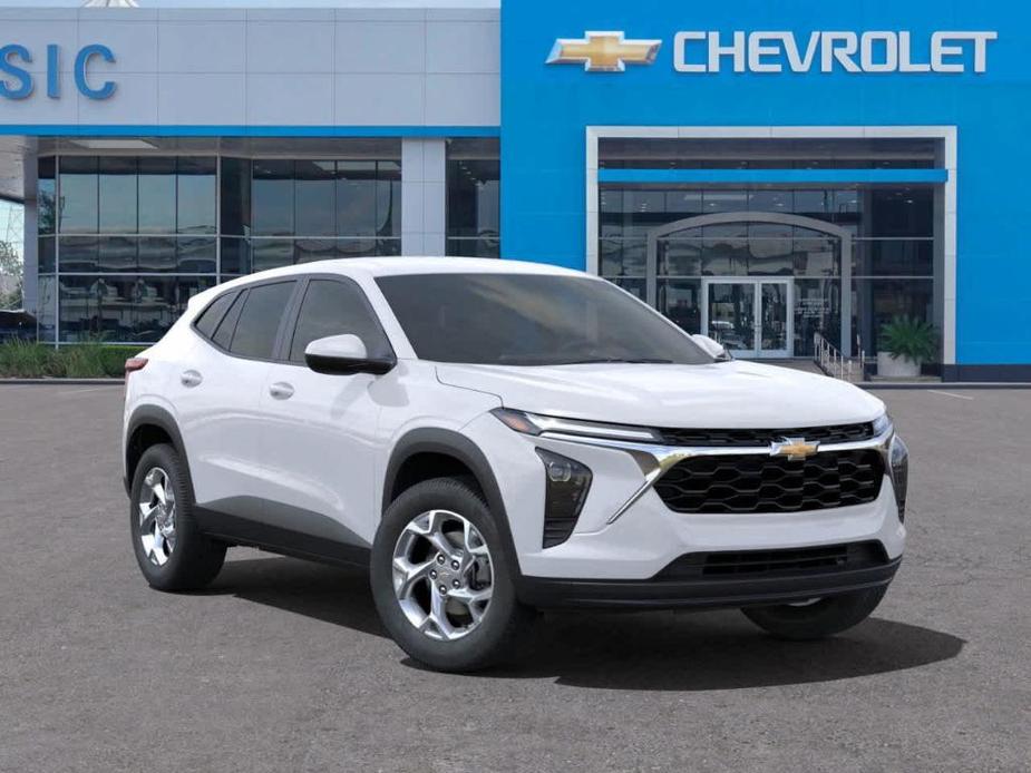 new 2025 Chevrolet Trax car, priced at $22,130