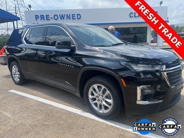 used 2023 Chevrolet Traverse car, priced at $26,491
