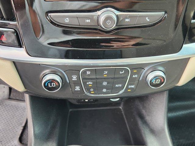 used 2023 Chevrolet Traverse car, priced at $25,993