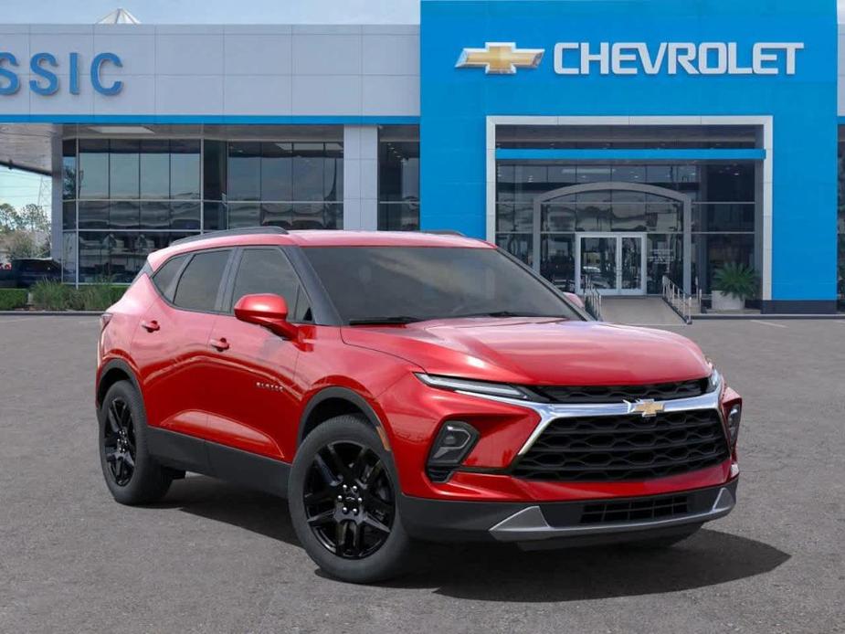 new 2025 Chevrolet Blazer car, priced at $40,305