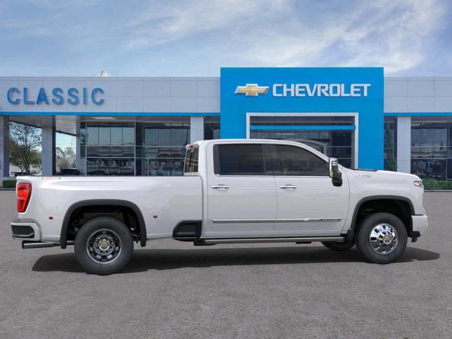 new 2025 Chevrolet Silverado 3500 car, priced at $85,263