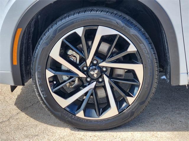 used 2023 Mitsubishi Outlander car, priced at $27,444