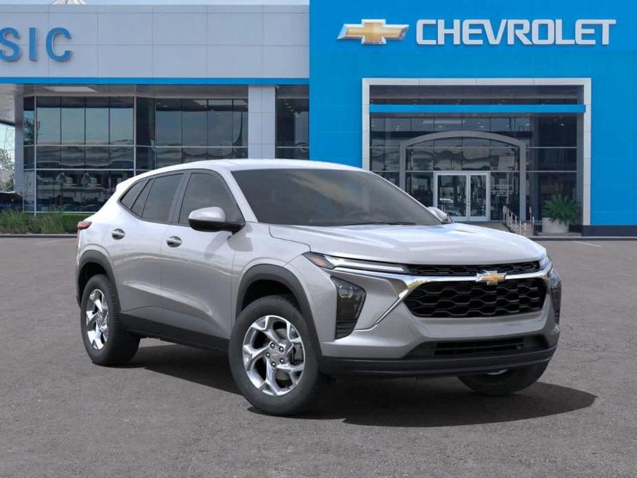 new 2025 Chevrolet Trax car, priced at $22,130