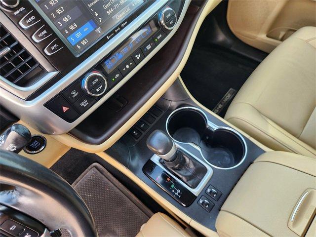 used 2019 Toyota Highlander car, priced at $18,444