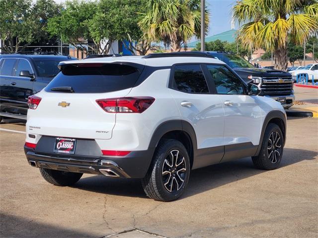 used 2023 Chevrolet TrailBlazer car, priced at $21,495