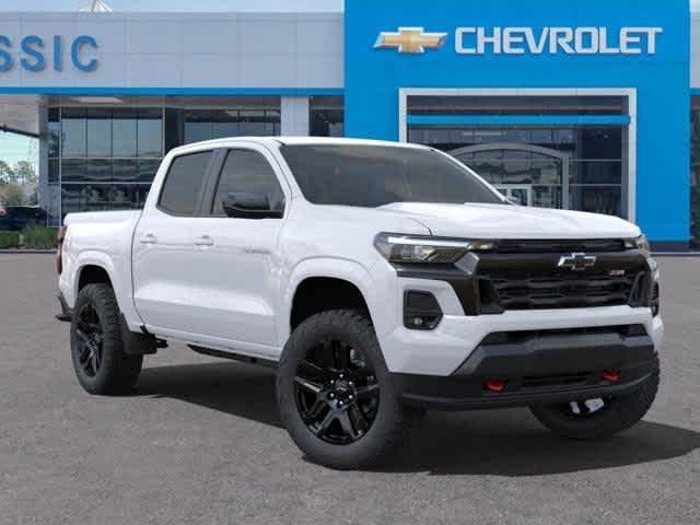 new 2025 Chevrolet Colorado car