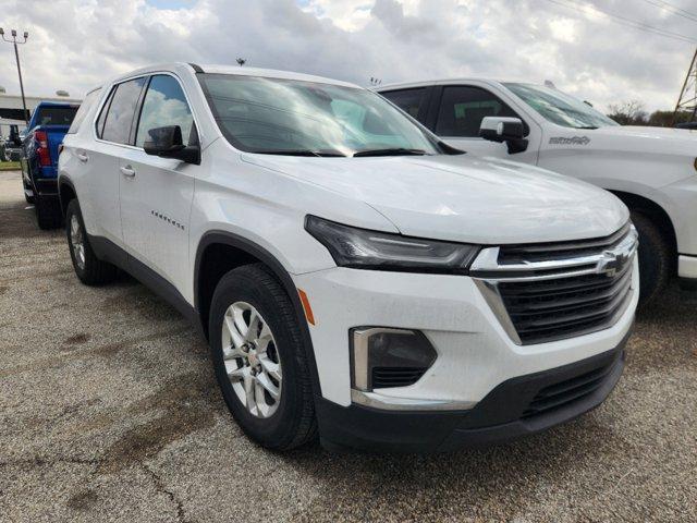 used 2022 Chevrolet Traverse car, priced at $27,692