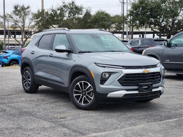 used 2025 Chevrolet TrailBlazer car, priced at $24,982