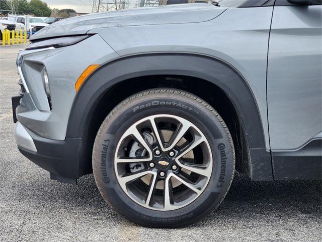 used 2025 Chevrolet TrailBlazer car, priced at $24,982