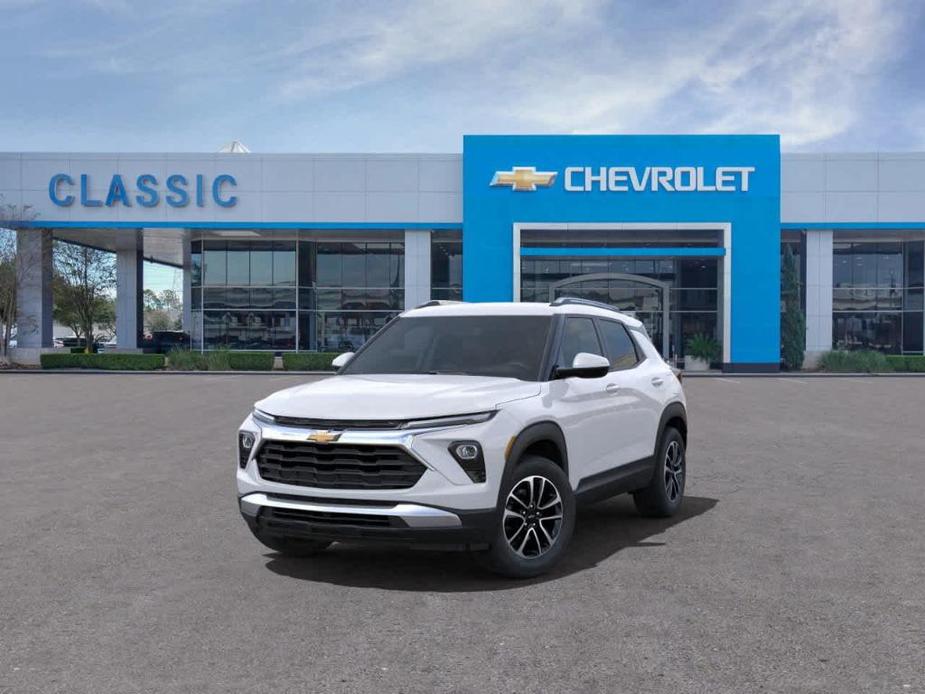 new 2025 Chevrolet TrailBlazer car, priced at $27,720