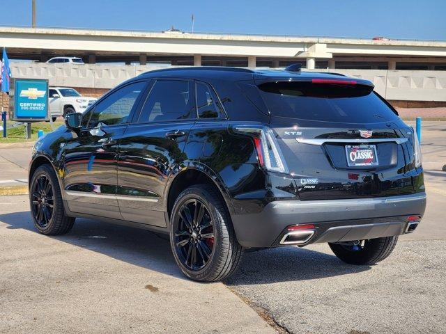 used 2025 Cadillac XT5 car, priced at $57,694