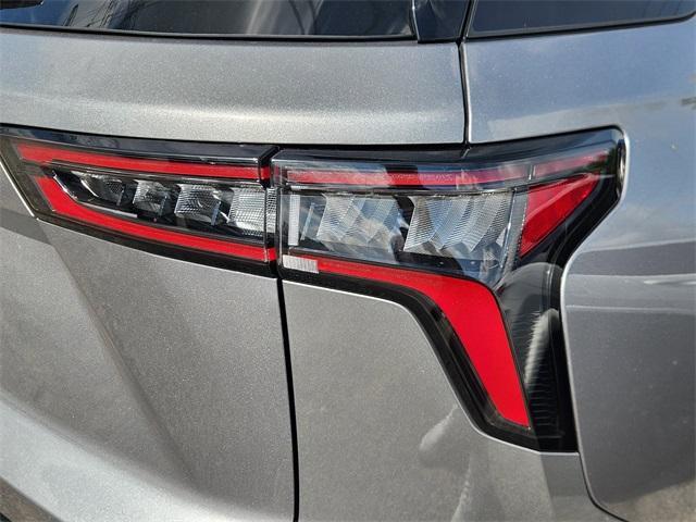 used 2025 Chevrolet Equinox car, priced at $26,995