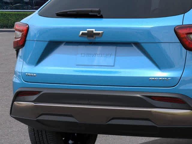 new 2025 Chevrolet Trax car, priced at $26,980