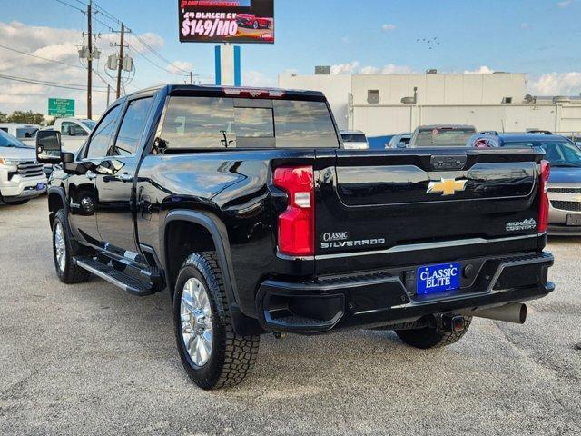 used 2022 Chevrolet Silverado 2500 car, priced at $59,992