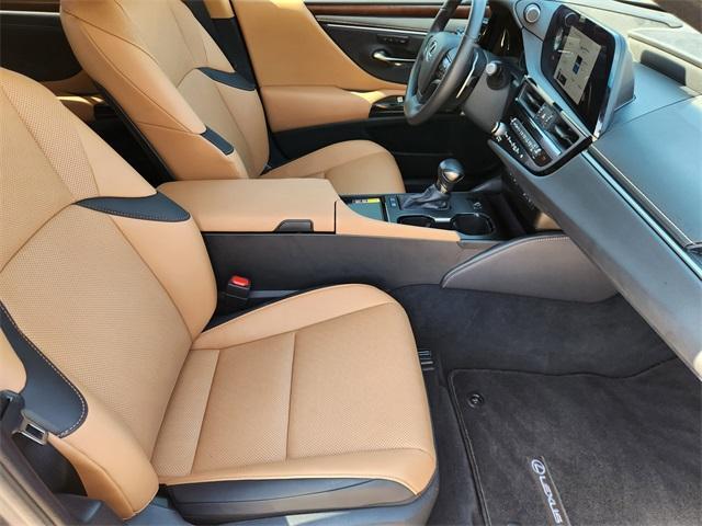 used 2023 Lexus ES 300h car, priced at $38,782