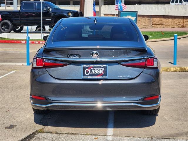 used 2023 Lexus ES 300h car, priced at $38,782
