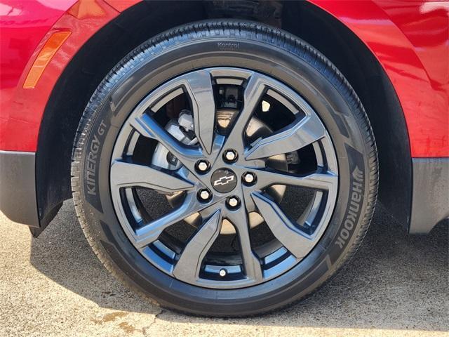 used 2024 Chevrolet Equinox car, priced at $23,996