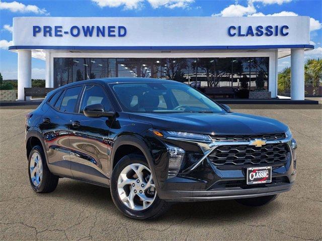 used 2024 Chevrolet Trax car, priced at $20,392