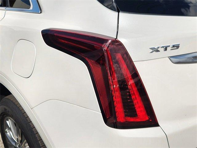 used 2021 Cadillac XT5 car, priced at $28,892