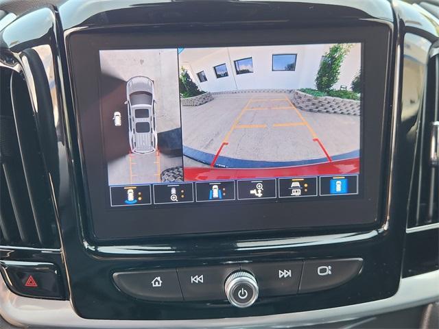 used 2022 Chevrolet Traverse car, priced at $29,492