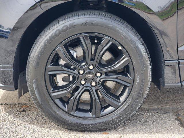 used 2024 Ford Edge car, priced at $29,493