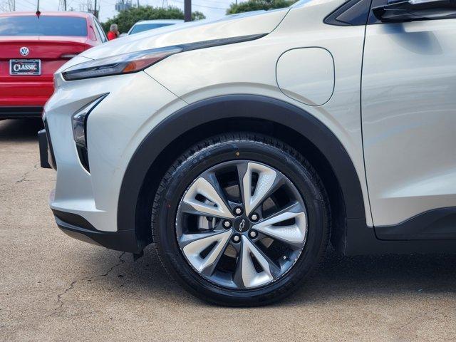used 2022 Chevrolet Bolt EUV car, priced at $18,995