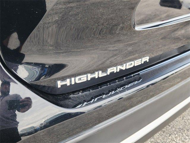 used 2021 Toyota Highlander car, priced at $26,991