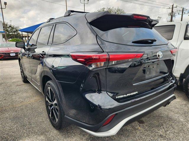 used 2021 Toyota Highlander car, priced at $26,991