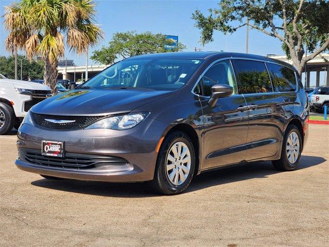 used 2019 Chrysler Pacifica car, priced at $16,992
