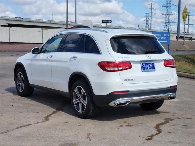 used 2019 Mercedes-Benz GLC 300 car, priced at $17,996