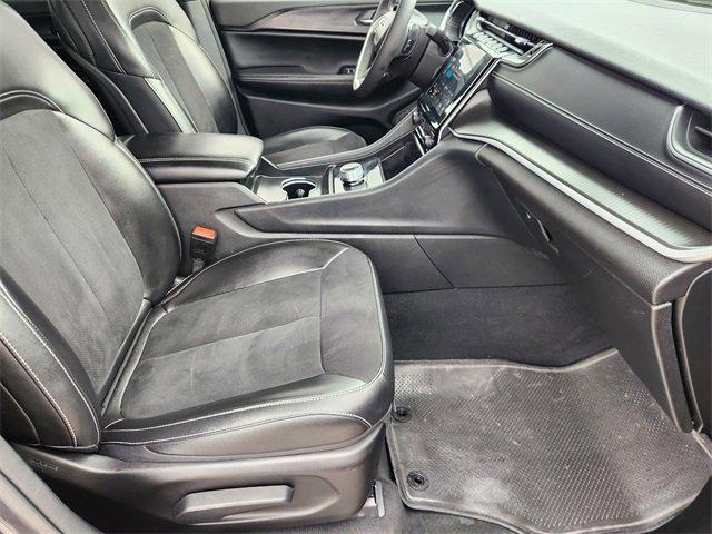 used 2024 Jeep Grand Cherokee car, priced at $31,492