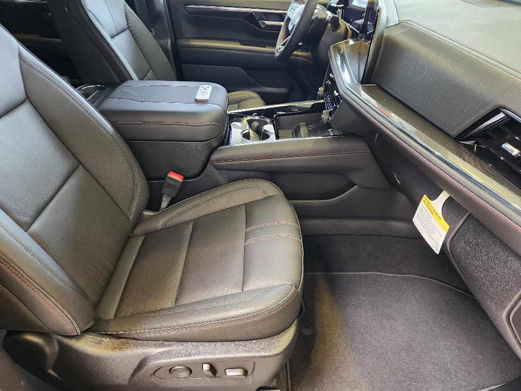 new 2025 Chevrolet Suburban car, priced at $89,000