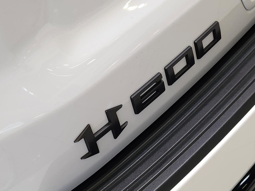 new 2025 Chevrolet Suburban car, priced at $89,000