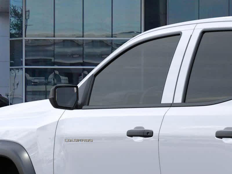 new 2024 Chevrolet Colorado car, priced at $41,990