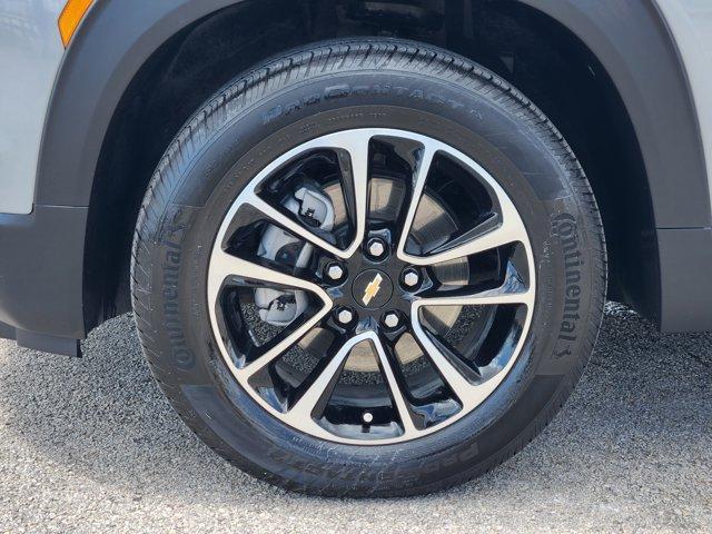 used 2024 Chevrolet TrailBlazer car, priced at $25,792