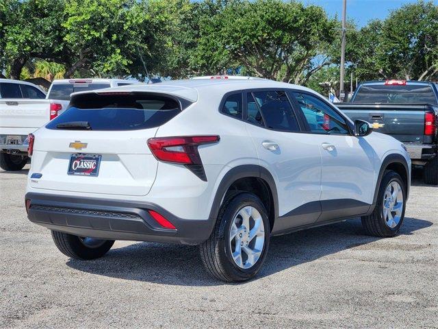 used 2025 Chevrolet Trax car, priced at $21,292