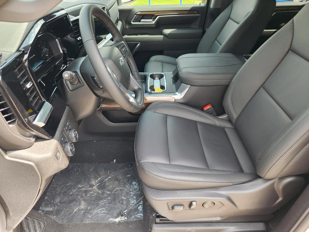 new 2025 Chevrolet Silverado 2500 car, priced at $68,665