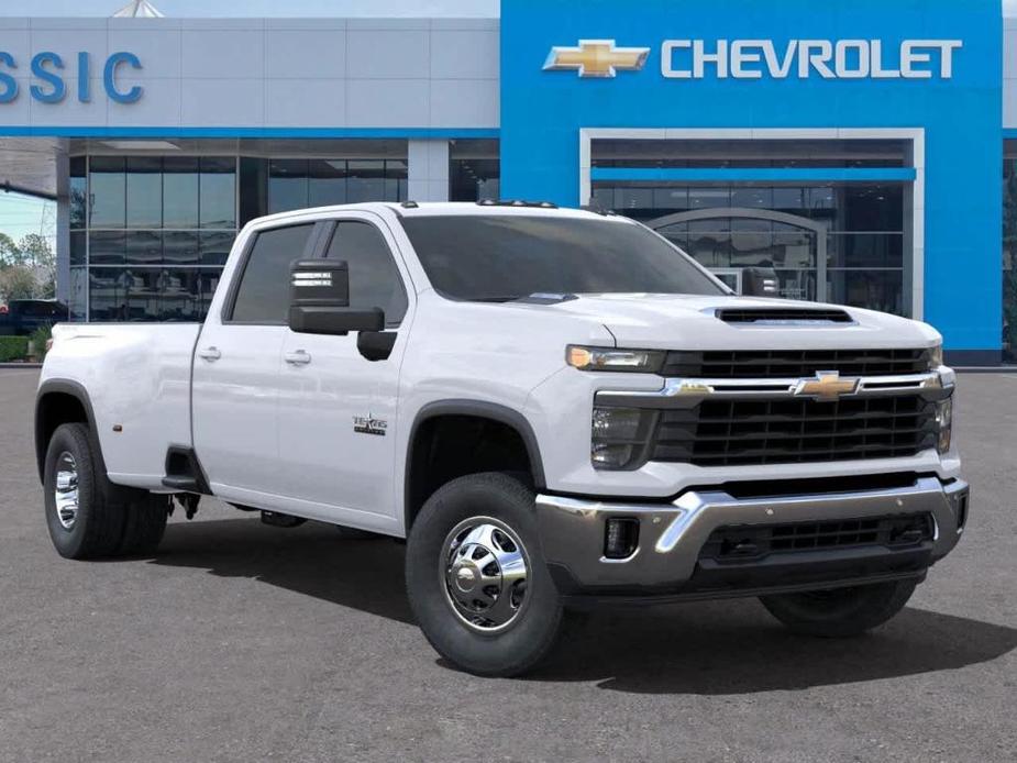 new 2025 Chevrolet Silverado 3500 car, priced at $75,970